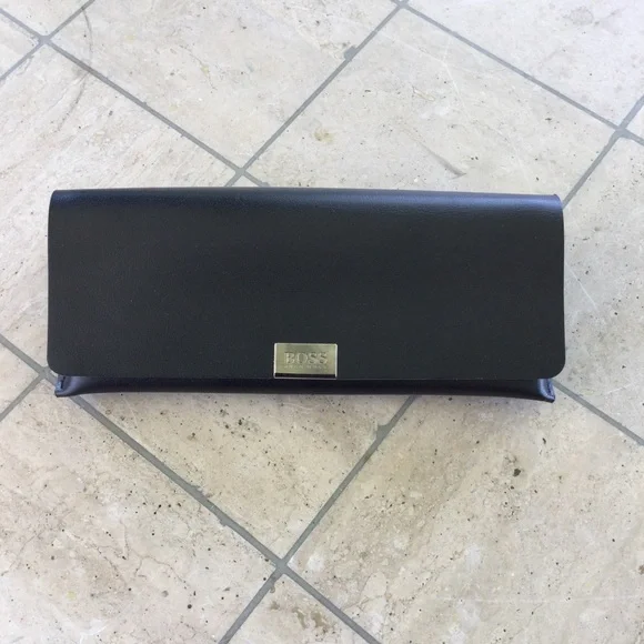 Hugo Boss semi hard case for sunglasses/eye glasses - Picture 1 of 5